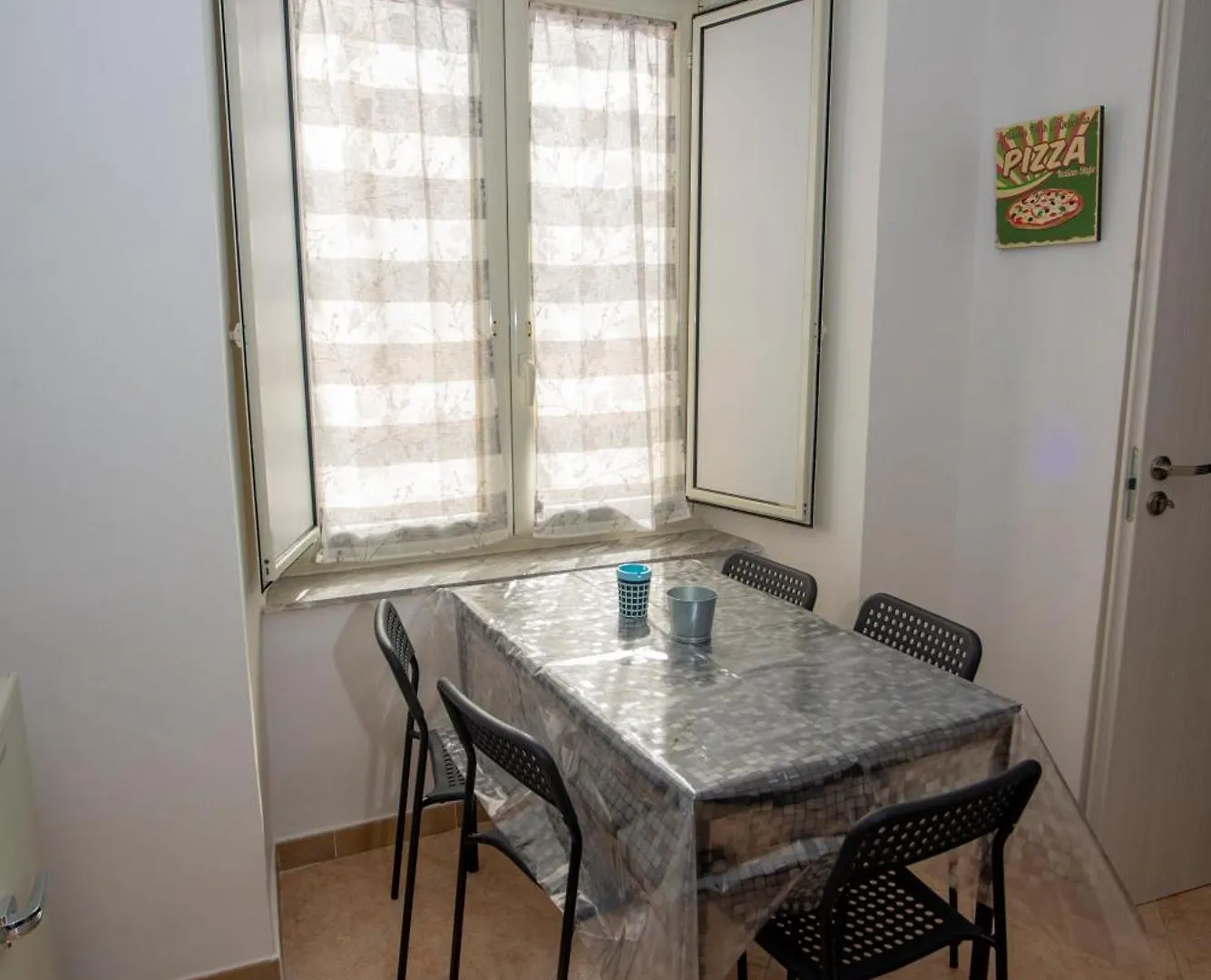 Na City Rooms Napoli 0*,